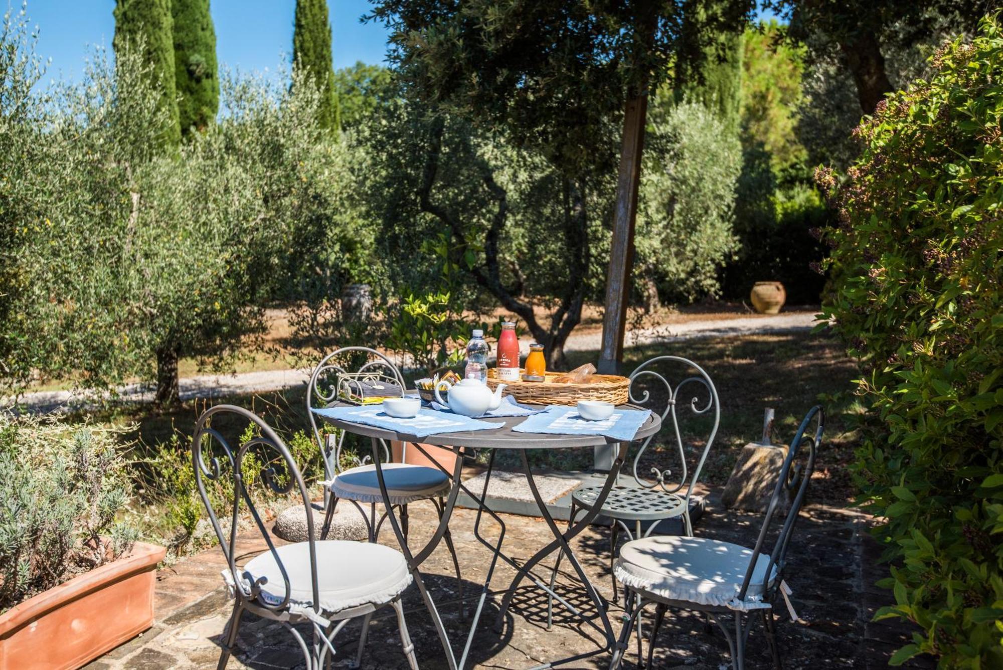 Ginepro Apartment Podere Giardino Монталчино Екстериор снимка